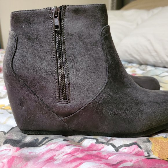 Wedge Ankle Booties - Picture 7 of 9